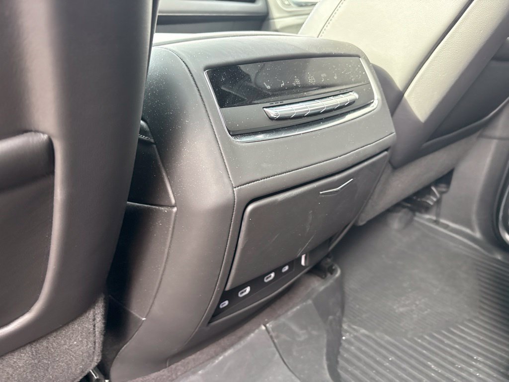 Used 2022 Cadillac Escalade Sport Platinum AWD/4WD image 20