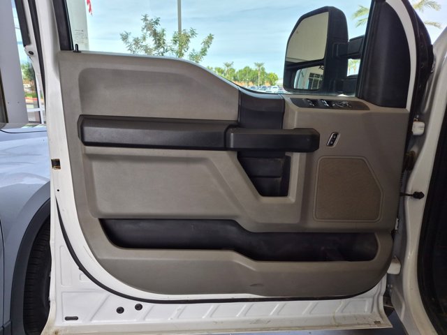 Used 2019 Ford F250 XL w/ Power Equipment Group RWD image 6