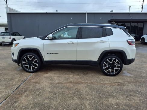 Used 2018 Jeep Compass Limited w/ Navigation Group AWD/4WD image 5