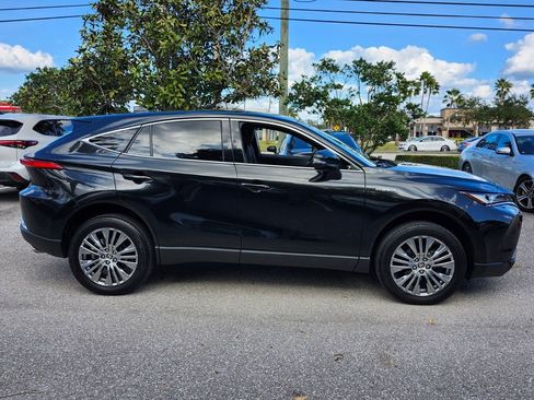 Used 2021 Toyota Venza Limited w/ Advanced Technology Package image 15