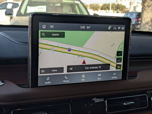 Used 2023 Lincoln Aviator Reserve w/ Equipment Group 201A image 17