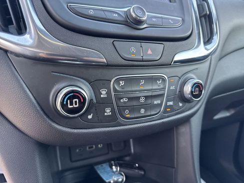 Used 2024 Chevrolet Equinox LT image 19