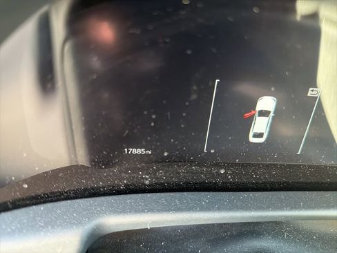 Used 2024 Lexus LS 500 w/ Interior Upgrade Package image 7