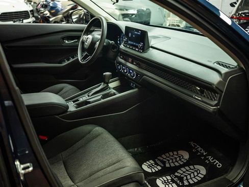 Used 2025 Honda Accord SE image 13