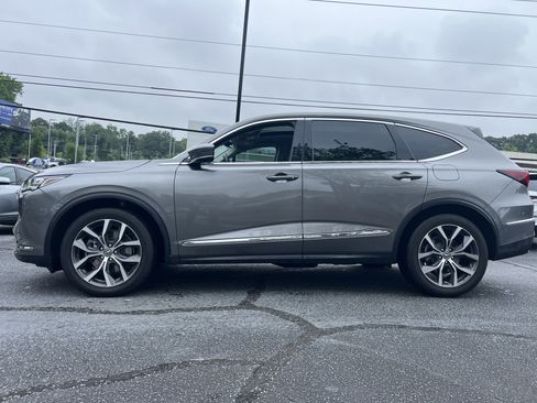 Certified 2023 Acura MDX SH-AWD w/ Technology Package image 2
