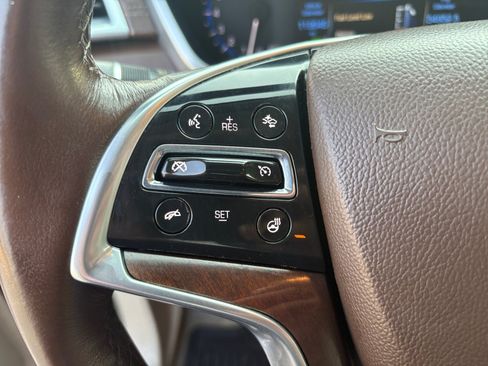Used 2014 Cadillac SRX Luxury w/ Driver Awareness Package FWD image 24