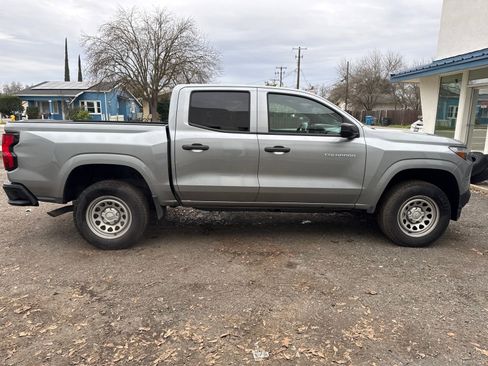 Used 2024 Chevrolet Colorado W/T image 6