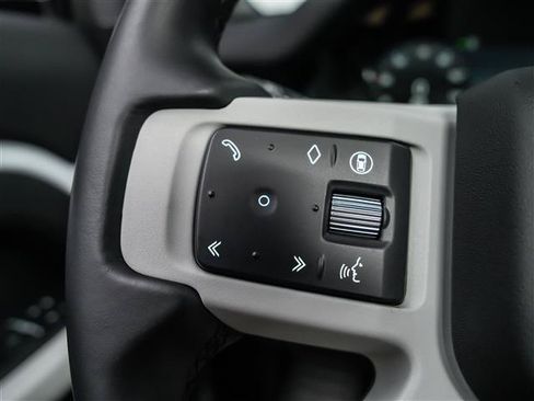 Used 2024 Land Rover Defender 110 S AWD/4WD image 20