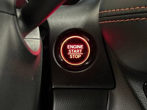 Certified 2025 Honda HR-V Sport image 30