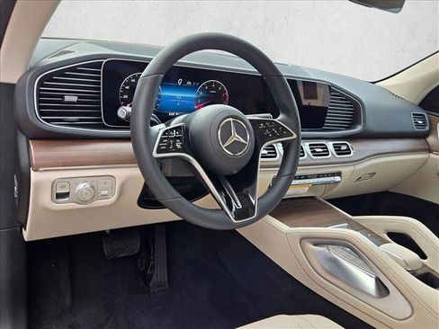 New 2026 Mercedes-Benz GLE 450 4MATIC image 3