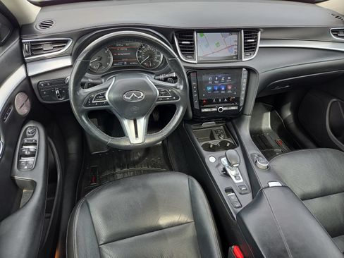 Used 2019 INFINITI QX50 Essential w/ Premium Heat Package AWD/4WD image 6