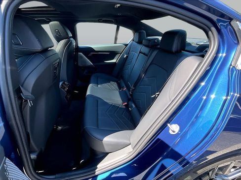 Certified 2026 BMW 530i RWD image 21