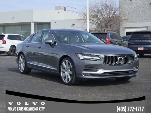 Used 2017 Volvo S90 T6 Inscription w/ Vision Package image 2