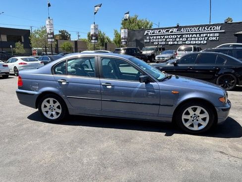 Used 2002 BMW 325i Sedan RWD image 23