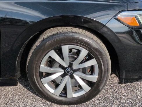 Used 2025 Honda Civic LX image 10