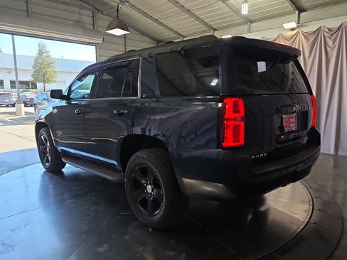 Used 2017 Chevrolet Tahoe LT w/ Luxury Package AWD/4WD image 7