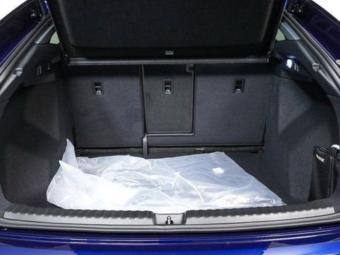 New 2026 Audi Q4 e-tron Premium image 27