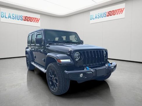 Used 2021 Jeep Wrangler Unlimited Sahara AWD/4WD image 1