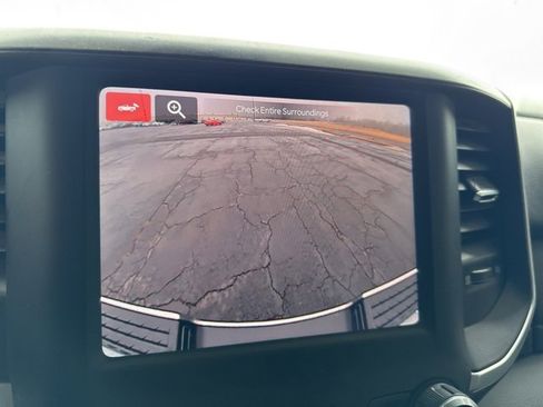 Used 2024 RAM 2500 Big Horn w/ Off Road Package image 10