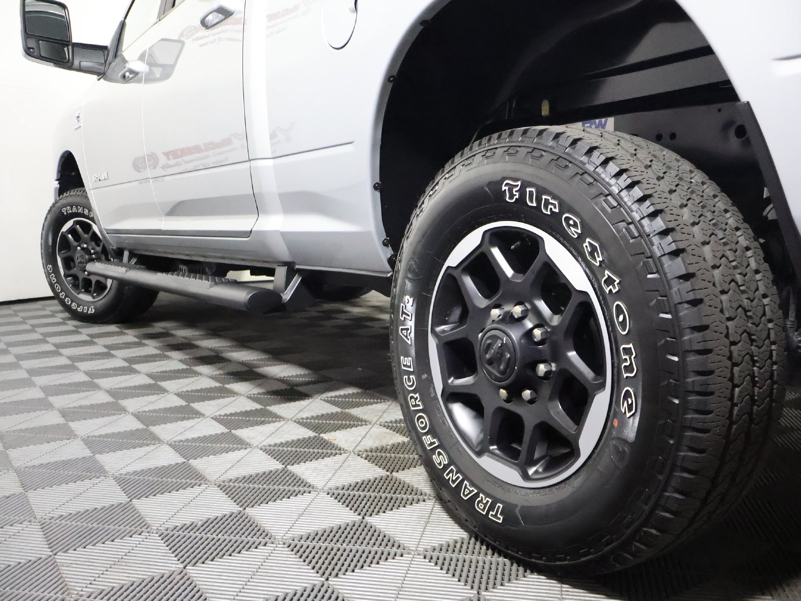 Used 2026 RAM 2500 Laramie AWD/4WD image 19