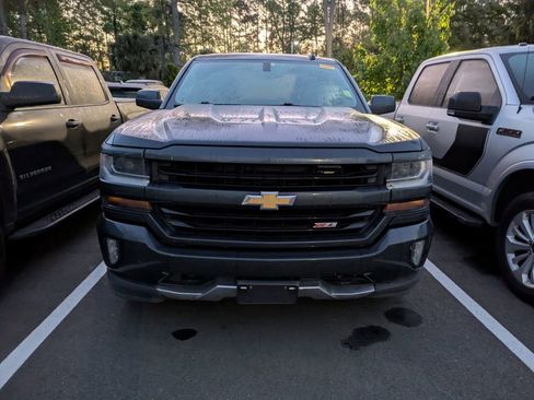 Used 2019 Chevrolet Silverado 1500 LT w/ All Star Edition image 2