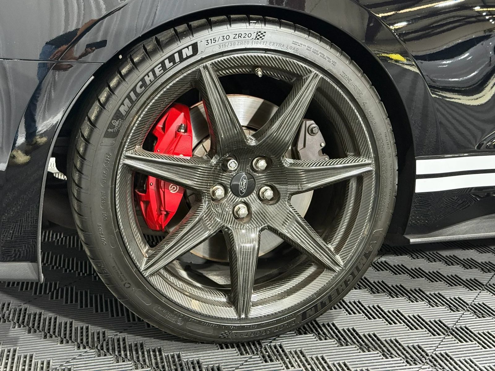 Used 2022 Ford Mustang Shelby GT500 w/ Carbon Fiber Track Pack RWD image 20