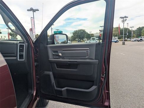 Used 2024 RAM 1500 Classic SLT image 30