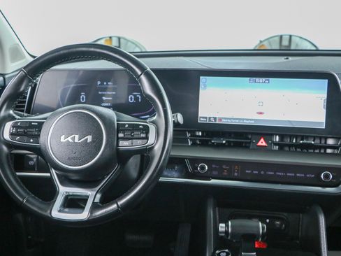 Used 2023 Kia Sportage EX FWD image 17