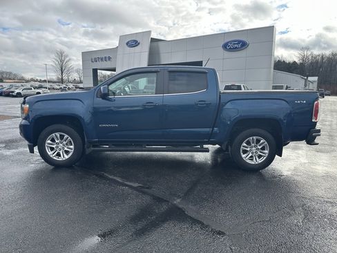 Used 2019 GMC Canyon SLE w/ Driver Alert Package image 2