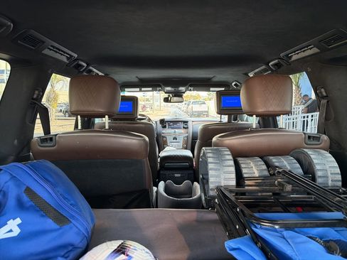 Used 2015 INFINITI QX80 Base w/ Limited Package image 10