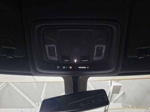 Used 2021 GMC Sierra 2500 SLT image 26