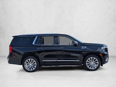 Used 2023 GMC Yukon Denali image 4