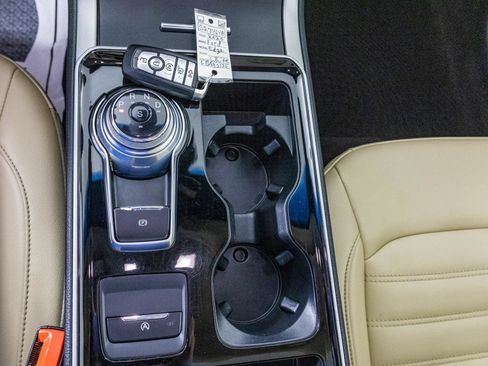 Used 2020 Ford Edge SEL w/ Convenience Package AWD/4WD image 30