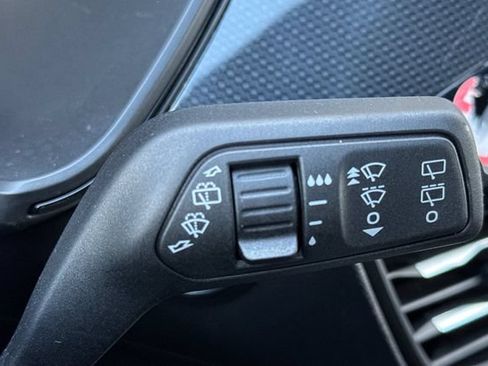 Used 2025 Ford Escape ST-Line FWD image 39
