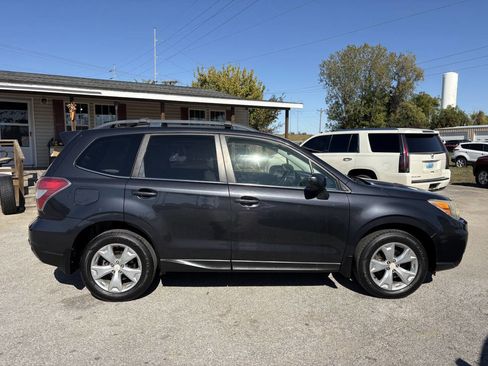 Used 2015 Subaru Forester 2.5i Limited image 2