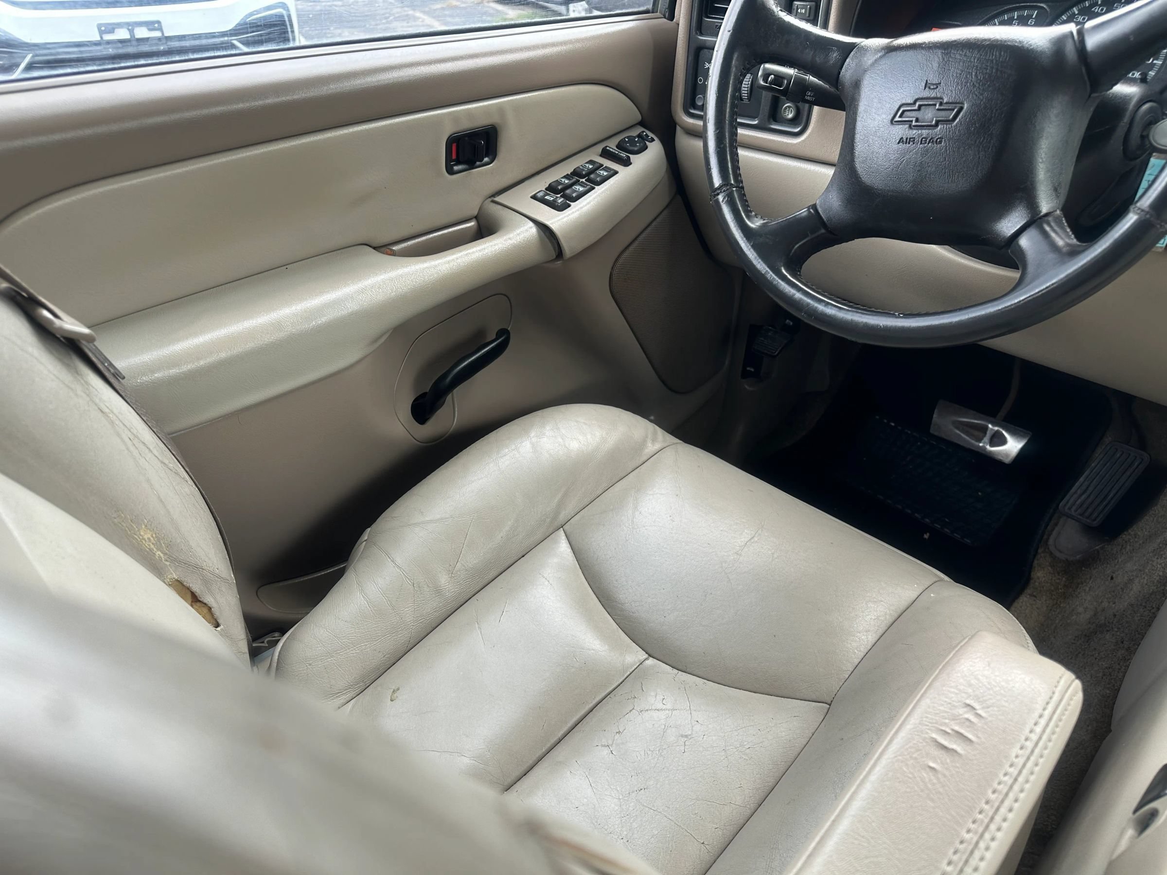 Used 2002 Chevrolet Tahoe Z71 AWD/4WD image 15