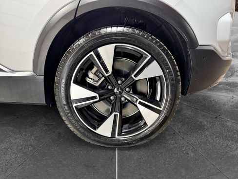 Used 2025 Polestar Polestar 3 image 31