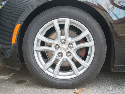 Used 2019 Chevrolet Camaro LS image 4