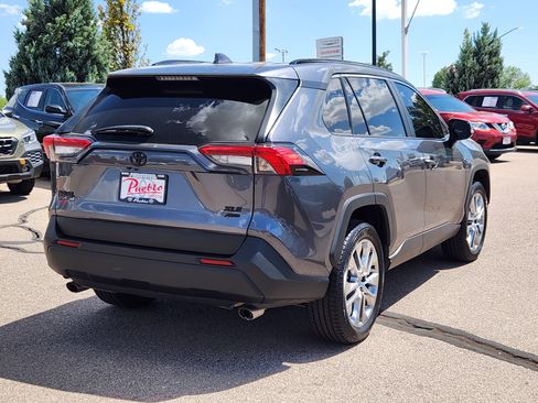 Used 2021 Toyota RAV4 XLE Premium AWD/4WD image 3