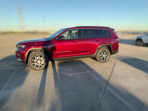 New 2025 Jeep Grand Cherokee L Limited w/ Luxury Tech Group II image 5