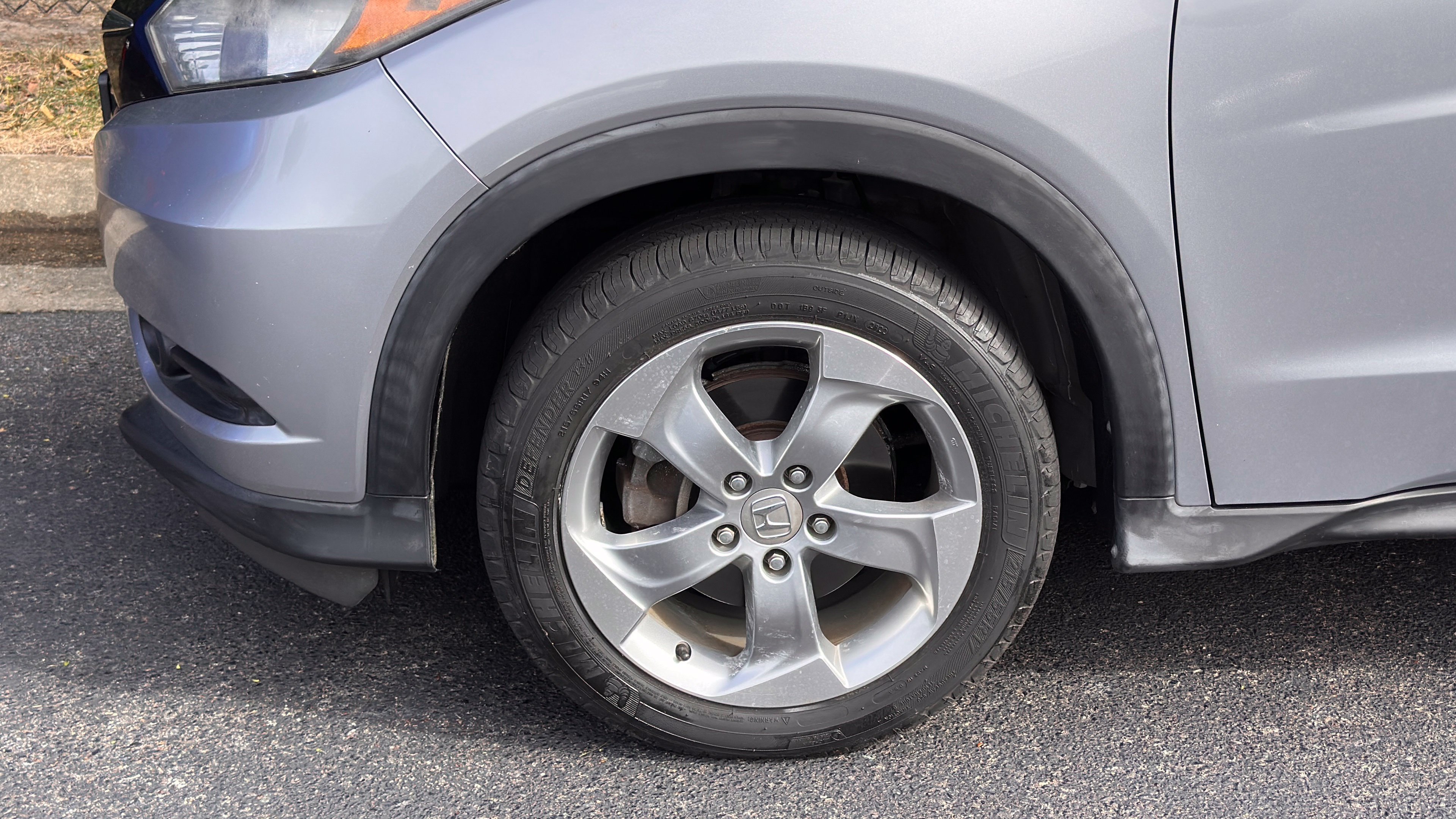 Used 2017 Honda HR-V EX-L image 10