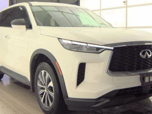 Used 2023 INFINITI QX60 Pure image 3