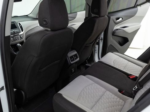 Used 2019 Chevrolet Equinox LT image 37