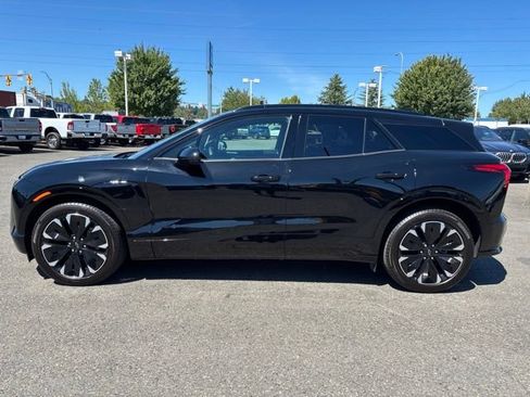 Used 2026 Chevrolet Blazer EV RS AWD/4WD image 2