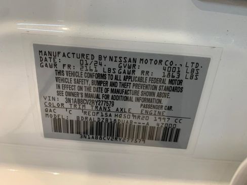 Used 2024 Nissan Sentra SV w/ SV Premium Package image 53