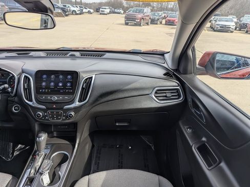 Used 2020 Chevrolet Equinox LT image 4