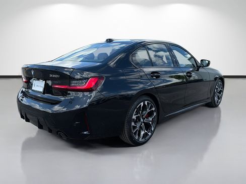 New 2026 BMW 330i Sedan w/ M Sport Package RWD image 3