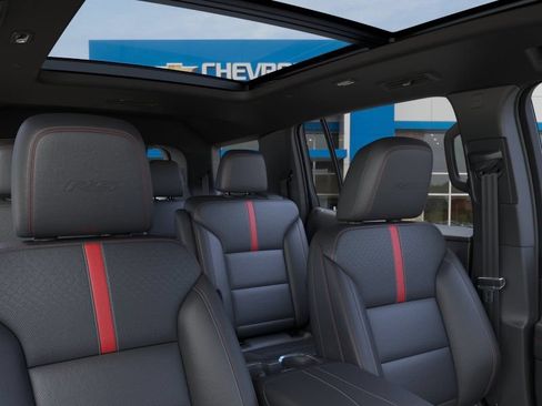 New 2026 Chevrolet Traverse RS w/ LPO, Floor Liner Package AWD/4WD image 24