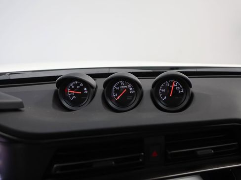 Used 2026 Nissan Z NISMO RWD image 52