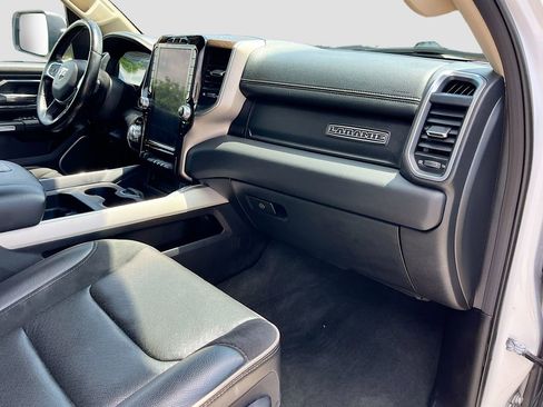 Used 2021 RAM 1500 Laramie AWD/4WD image 30